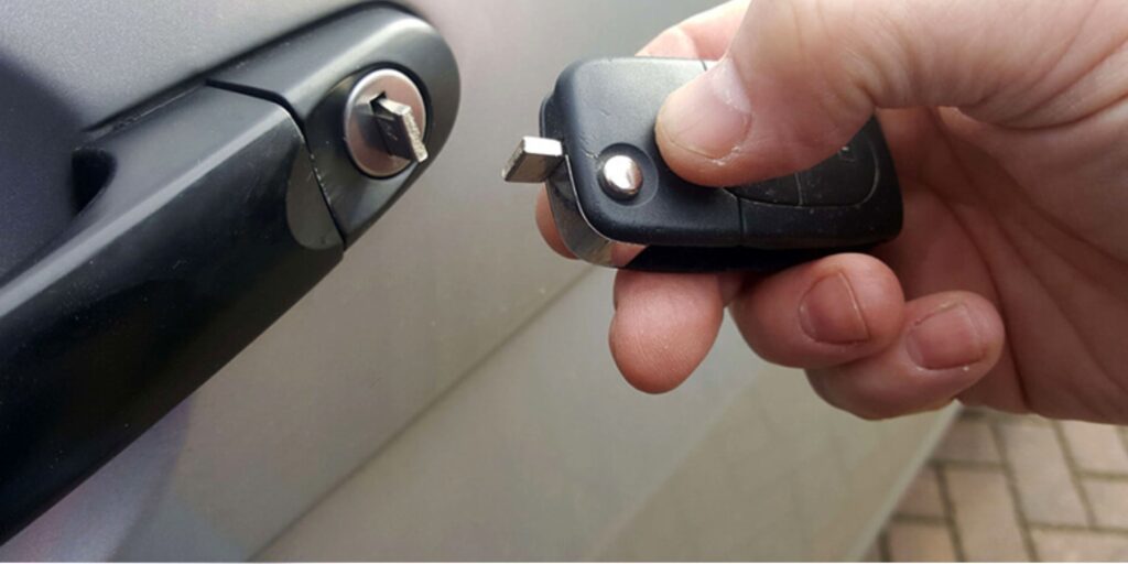 Car key extraction in LA